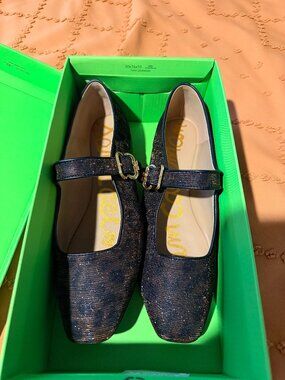 New in box Sam Edelman mary janes
